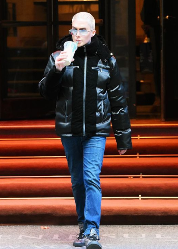 Estetik ameliyatlarla kadın olmuştu! Yeniden erkek olmak istedi... “Taciz ediliyorum” G5