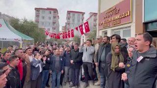 Pençe-Kilit Operasyonu'nda şehit düşen teğmenin silah arkadaşlarının okuduğu marş tüyleri diken diken etti