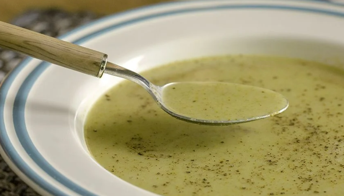 Kase kase içeceksiniz: Şifa dağıtan brokoli çorbası tarifi