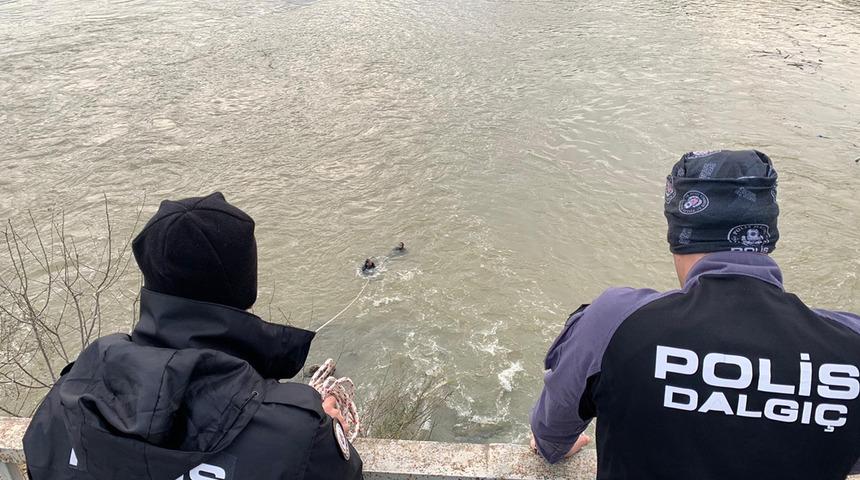 Türkiye'nin konuştuğu Erdal Sakız cinayetinde yeni gelişme! Polisler nehirde arama başlattı