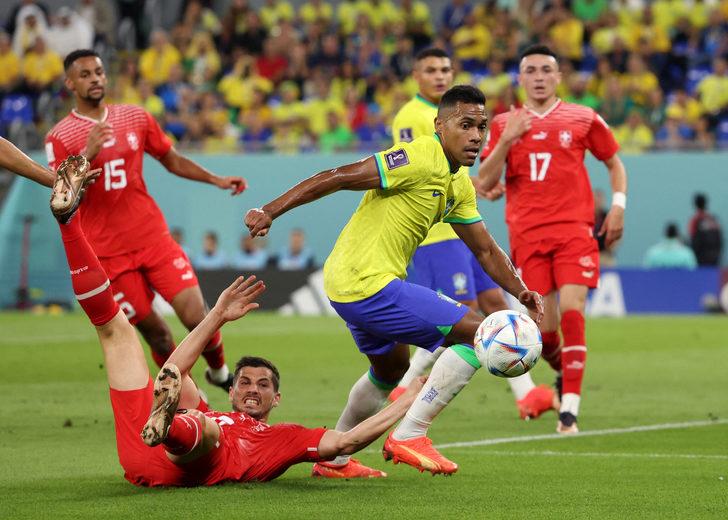 Brezilya İsviçre maçında ilginç olay! Stadyum bir anda karardı, hakem oyunu durdurdu G1