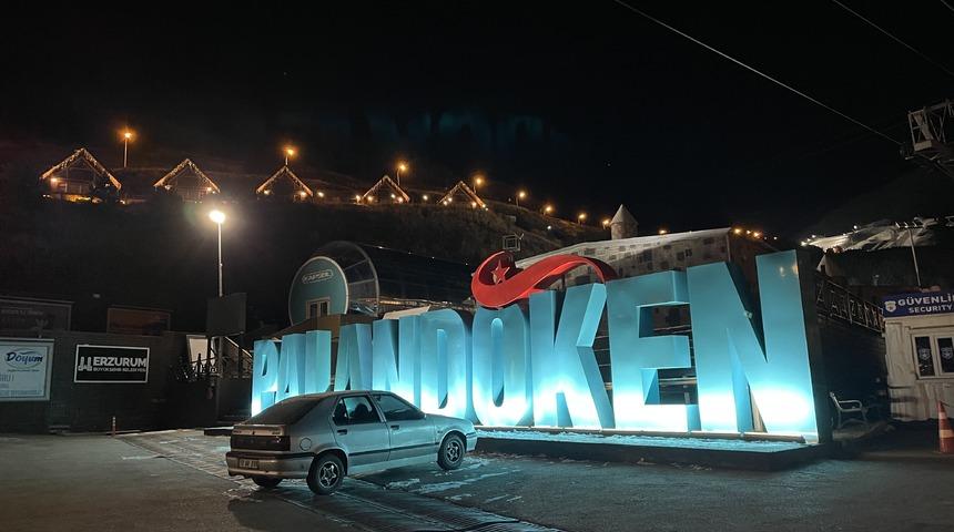 Palandöken Kayak Merkezi pistleri suni karlama yöntemiyle sezona hazırlanıyor