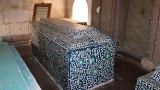 Korkusu mezara yansımış! Selçuklu Sultanı için Konya'da mezarı hazırlandı Sivas'a defnedildi