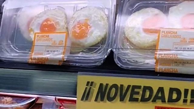 Sahanda yumurta o ülkeyi ikiye böldü! Plastik ambalajda yaklaşık 34 TL'ye satılıyor... Utanç verici