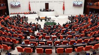 TBMM'de kabul edildi: Tütün, tütün mamulleri ve alkol piyasasını ilgilendiriyor... 50 milyon liraya kadar teminat!