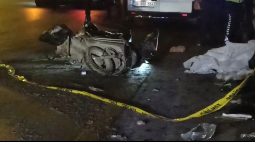 Ankara’da bariyerlere çarpan moto kurye hayatını kaybetti