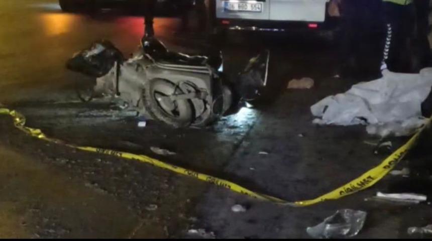 Ankara’da bariyerlere çarpan moto kurye hayatını kaybetti