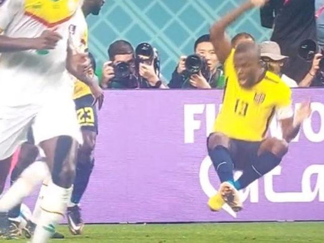 Dünya Kupası'nda dalga konusu oldu! Enner Valencia'ya eleştiri yağıyor...