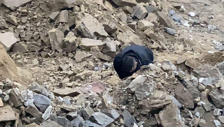 Yer: Kağıthane! İnşaat kazısında bulundu, kazı hemen durduruldu... 'Kaç yıllık olduğuna bakacaklar, daha da çıkar mı bilmiyorum' G4