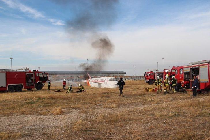 Van’da uçak kazası tatbikatı G3