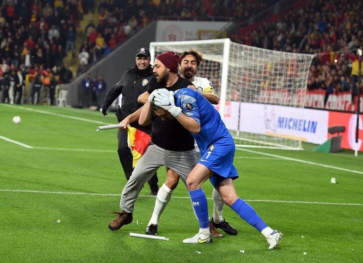 Göztepe-Altay maçının ambulans şoföründen şok paylaşımlar! ''Sarı-kırmızı giyen herkes bir gün ölecek'' G5