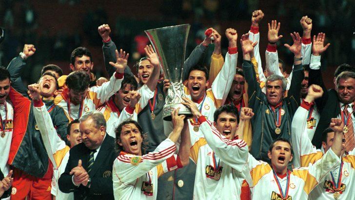 Avrupa Kupası kazanarak hepimizi gururlandıran Galatasaray, kupa finalinde hangi rakip ile karşılaşmıştır?