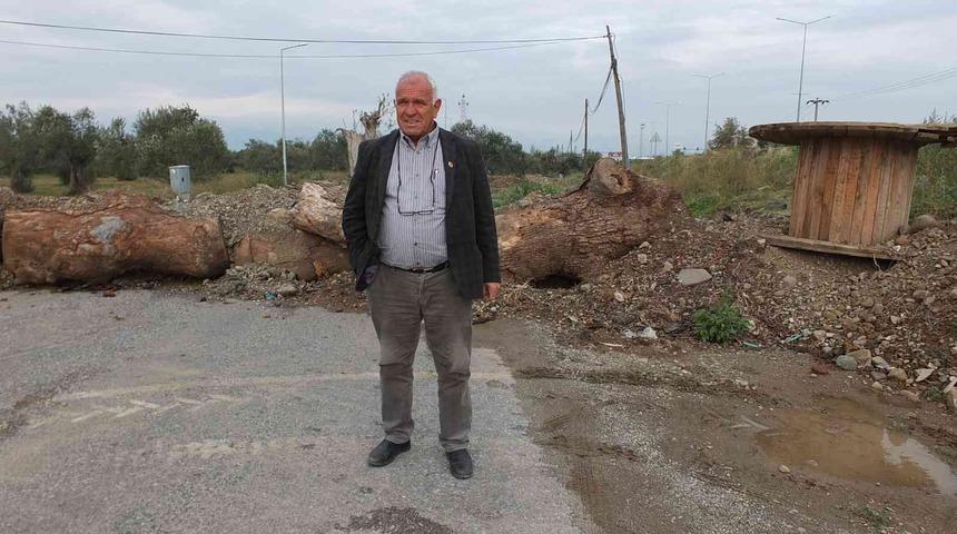 Arazisinden ge&ccedil;en yolu &rsquo;istimlak bedeli &ouml;denmediği&rsquo; gerek&ccedil;esiyle kapattı