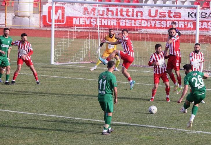 Türk futbolunda şike iddiası! 2 top ve bahis...