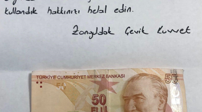 Polisler, öğrencilerden helallik isteyip para bıraktı! 'Malzemelerden biraz kullandık'