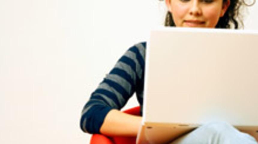 Bilgisayar G&ouml;zlerimize Neler Yapıyor?