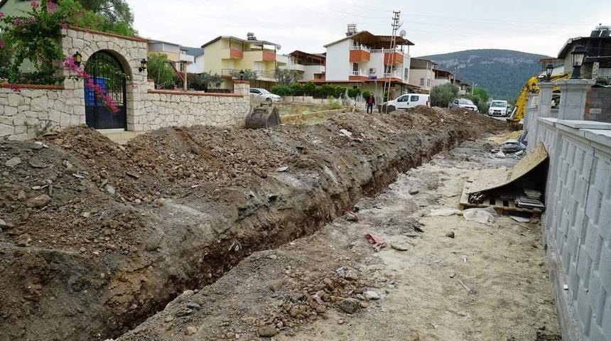 Didim Belediyesi yol yapım &ccedil;alışmalarını s&uuml;rd&uuml;r&uuml;yor