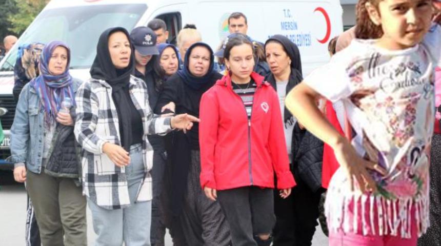 Okulda öldürülen Fatma Nisa, son yolculuğuna uğurlandı! Acılı anneden yürek yakan feryat: Kızımı omuzlarda taşımak çok mu zor?