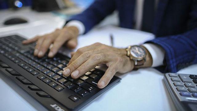 SON DAKİKA | Canlı yayında açıkladı! Sözleşmeliden kadroya geçişte hangi hakları kazanacaklar? İşte ayrıntılar...