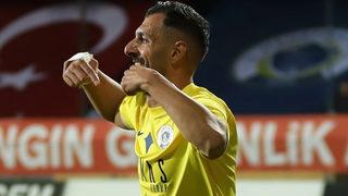 Menemen FK’de 3 oyuncu kadro dışı