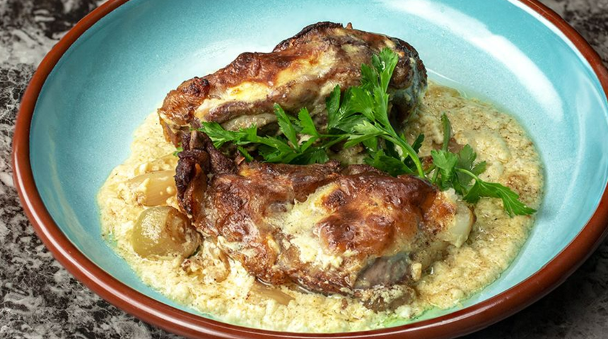 Zuhal Topal'la Yemekteyiz elbasan tava tarifi! Saraylara layık elbasan tava nasıl yapılır?