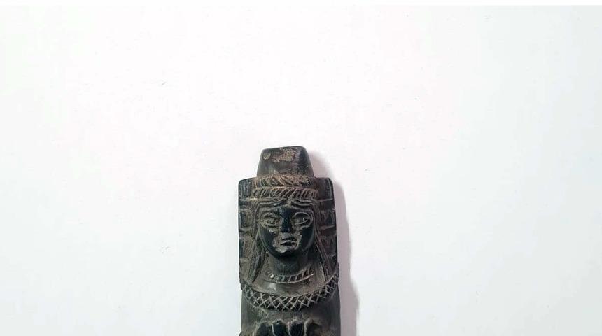 Karaman'da elindeki tarihi eseri satmaya çalışan kişi yakalandı