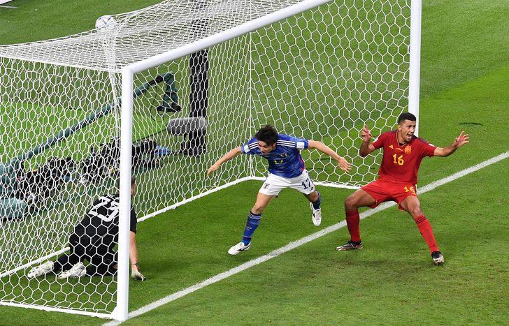 Son dakika: Dünya Kupası'nın en büyük sürprizlerinden biri! İlk maçta Almanya'yı deviren Japonya bu kez bir diğer favori İspanya'yı da yıktı...