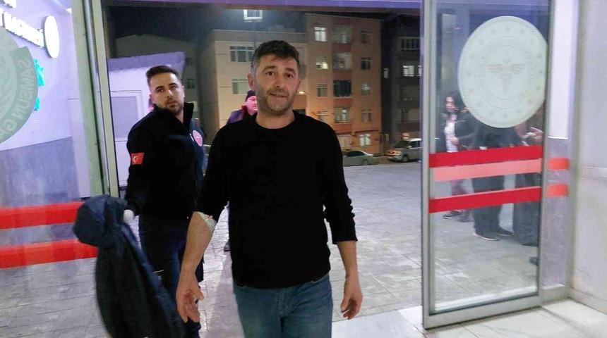 Fabrikanın bahçesinde işçinin koluna yorgun mermi isabet etti