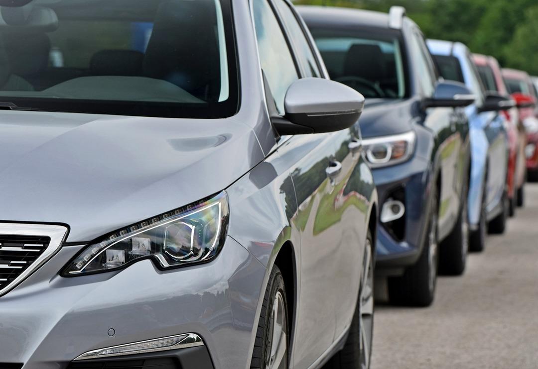 Fiat Egea, Renault Clio, Hyunda i20&hellip; Y&uuml;zde 7 zam &ouml;ncesi son fırsat! İşte 400 bin liranın altındaki sıfır otomobiller&hellip;