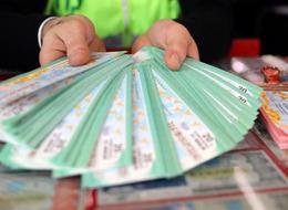 YILBAŞI BİLETİ FİYATLARI 2024! Çeyrek, yarım, tam yılbaşı bileti ne kadar, kaç TL? İşte Milli Piyango büyük ikramiye miktarı!