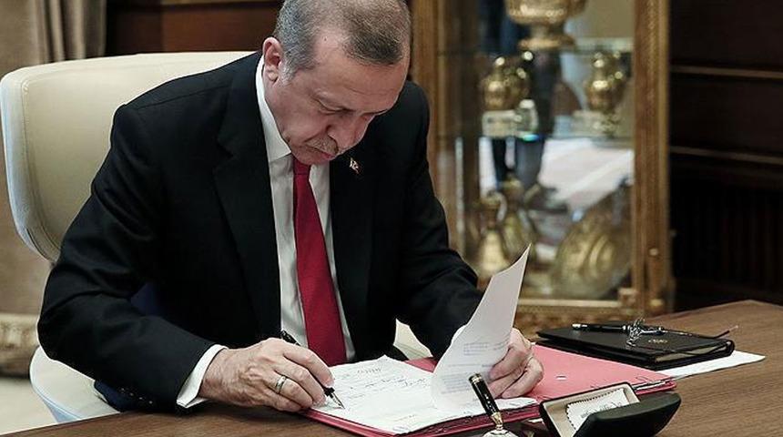 Cumhurbaşkanı Erdoğan imzaladı! Atama ve görevden alma kararları Resmi Gazete'de yayımlandı