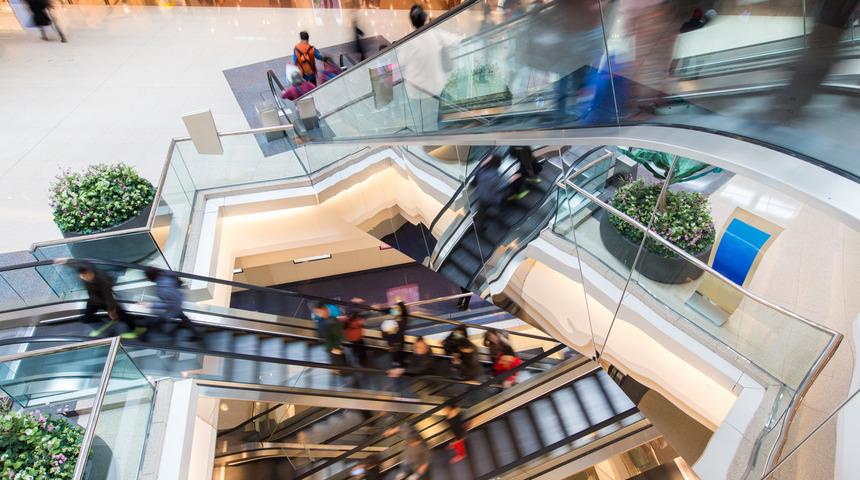 Hilltown Karşıyaka AVM çalışma saatleri nedir? Hilltown Karşıyaka AVM saat kaçta açılıyor, kaçta kapanıyor?