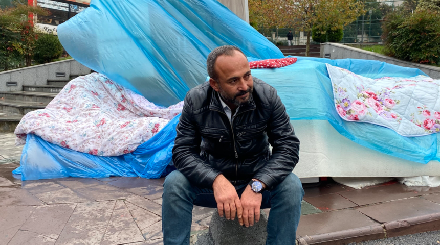 'Bekara ev vermiyorlar' diye burayı tuttu, eşyalarıyla ortada kaldı! 