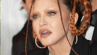 Madonna Sex sergisinin kutlama gecesine damga vurdu