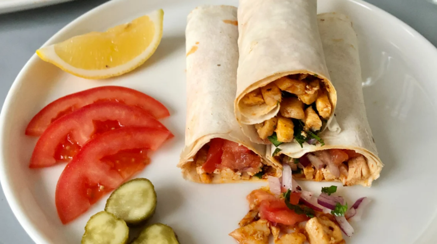 Denemeyenler bin pişman! Tavuk tantuni tarifi! Evde tavuk tantuni nasıl yapılır?