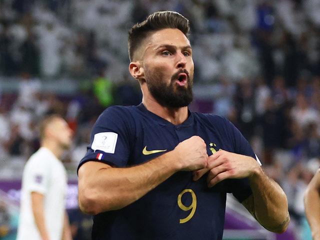 Fransa ilk yarıyı 1-0 önde kapattı, 44'te sahneye çıkan Giroud tarih yazdı! Thierry Henry...