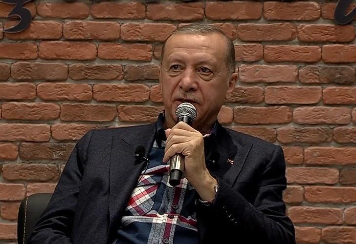 Cumhurbaşkanı Erdoğan, Şanlıurfa'da gençlerle bir araya geldi! İbrahim Tatlıses'le tanışma anısı olay oldu... 'Tatlıses yeniden doğdu'