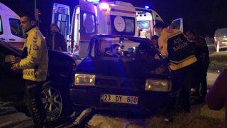 Sakarya'daki trafik kazasında 3 kişi yaralandı