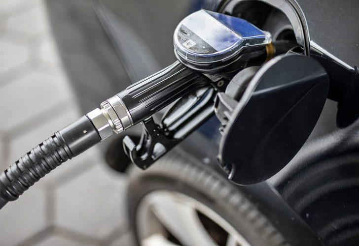 Son dakika: Motorine indirim geliyor! Akaryakıtta inişli çıkışlı ibre: Bu gece yarısı değişecek... (5 Aralık 2022 güncel benzin ve mazot fiyatı)