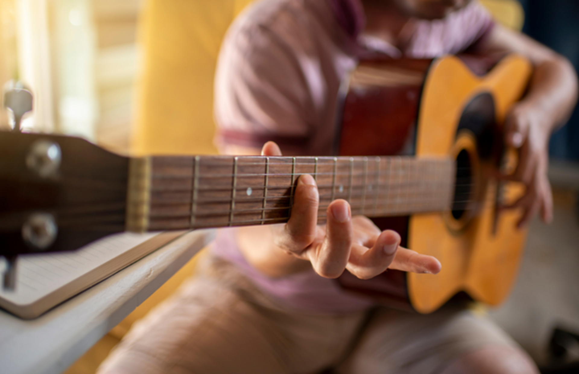 Gitarının tellerini yenilemek isteyenler için en iyi klasik gitar telleri