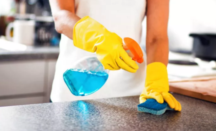 EVDEKİ KİRLETİCİ KAYNAKLARA UYGUN ÜRÜNLER SEÇİN