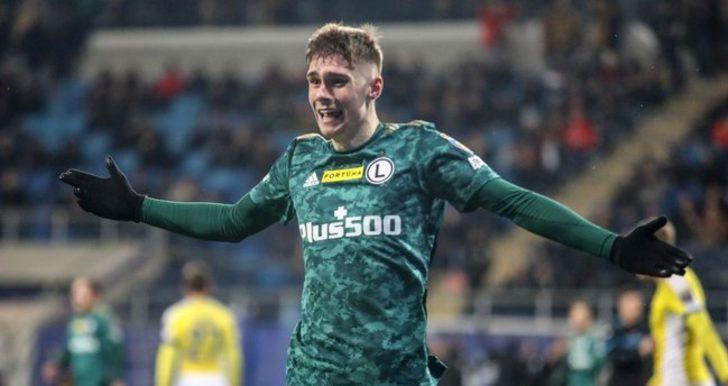 Taraftarı çıldırtan hamle! Lukas Podolski'den genç yıldıza engel: Fenerbahçe'ye gidemezsin G1