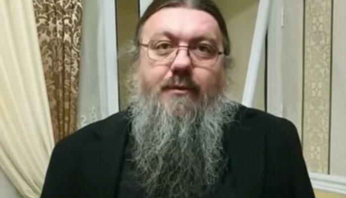 "Reşit olmayan çocuk" iddiası infial yarattı! Sosyal medyada paylaştı: "Çırılçıplak soyup duvara dayadılar"