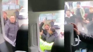 Aracın camını kırıp, küfür ve hakaret ettiler! Amatör takımın oyuncuları maç sonunda dehşeti yaşadı...