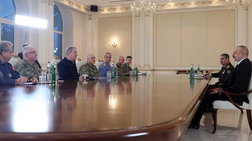 Bakan Akar ve TSK komuta kademesi Azerbaycan'da