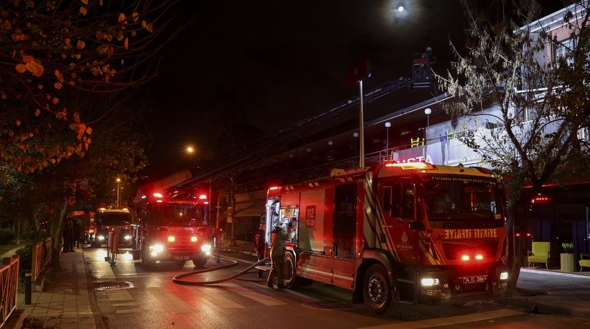 Kadıköy'de iş yerinde çıkan yangın söndürüldü