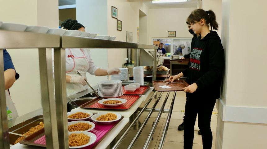 Eskişehir'de günde 4 bin 364 öğrenciye ücretsiz yemek hizmeti veriliyor