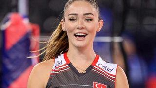Güzel voleybolcu Zehra Güneş'in makyajsız haline yorum yağdı! Gören aynı şeyi söyledi