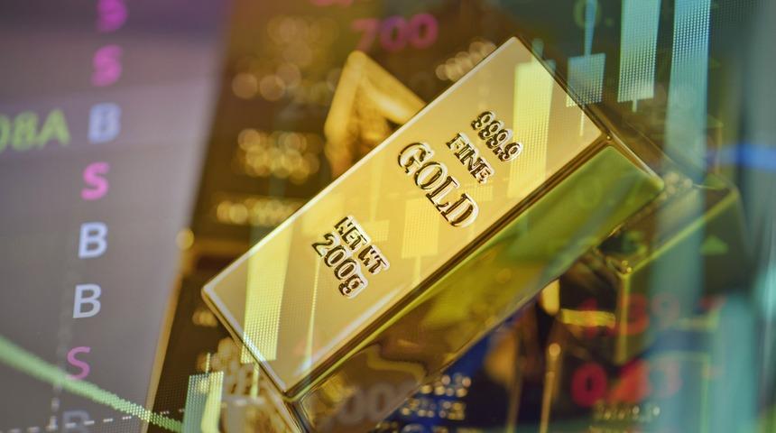 Güçlü dolar altına set çekti, kritik sınırın altında... Standard Chartered’tan altın tahmini: ‘Yüzde 30’ diyerek duyurdu! 