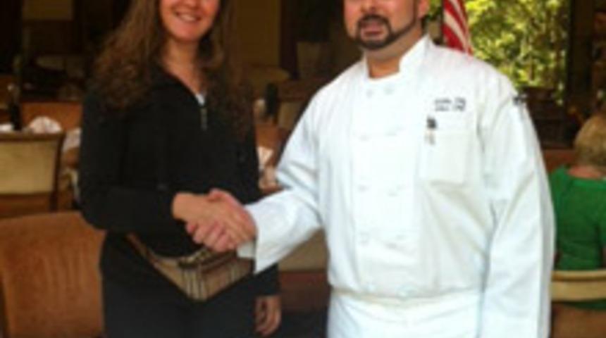 Abdullah G&uuml;l'&uuml;n Yemeklerini Yapıyor